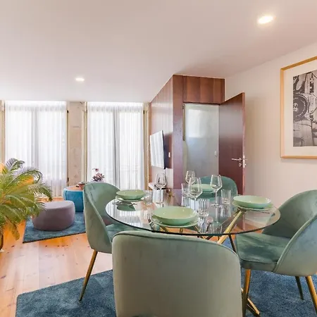 Ohh- Padre Antonio Vieira Flat D - 2Bedroom Near The Train Station Porto Buitenkant foto