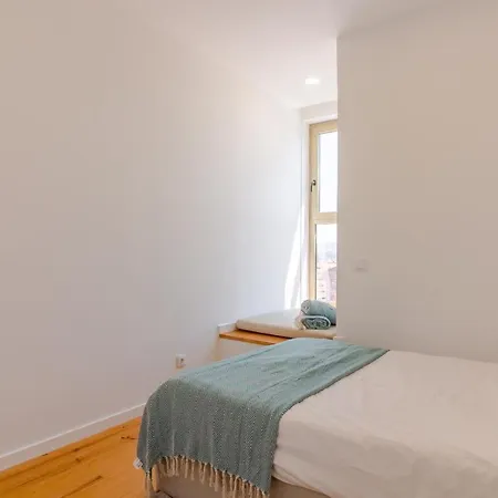 Ohh- Padre Antonio Vieira Flat D - 2Bedroom Near The Train Station Porto Buitenkant foto